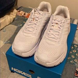 Hoka One One Clifton womens size 8.5
